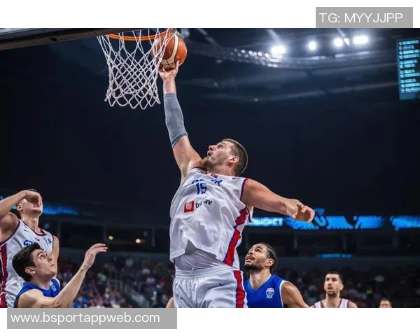 约基奇全能表现难掩遗憾22投12中三分五中二空砍29分7篮板14助攻3抢断